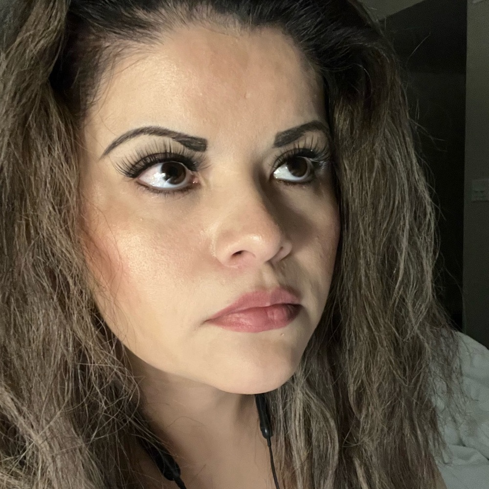 Meet your Posher, Rosalia